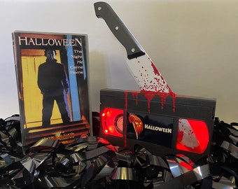 Deluxe Halloween 1978 VHS Lamp, Horror Movie Film, a great gift for film lovers & Michael Myers