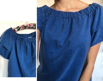 blue boatneck shirt with ruffle sleeves | lyocell-blend, size small / medium