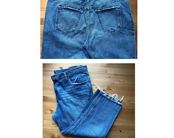 striaght-cut capris jeans with cut-off legs, medium wash  | 100% cotton, size 32, 39" waist
