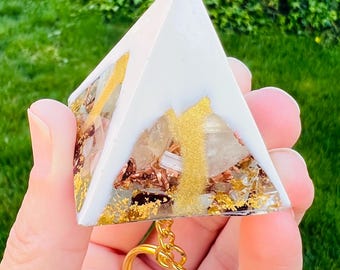 Glow in the dark Crystal Orgone Energy EMF protection Keychain, Gift Ideas, Radiation Blocker, Crystal Gifts, Crystal Charm, Car Accessories