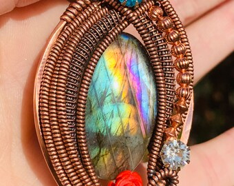 Labradorite Goddess Wire Wrap in Healing Antique Copper, Crystal Necklace, Copper Jewelry, Goddess Wear, Regal, Royal Jewelry