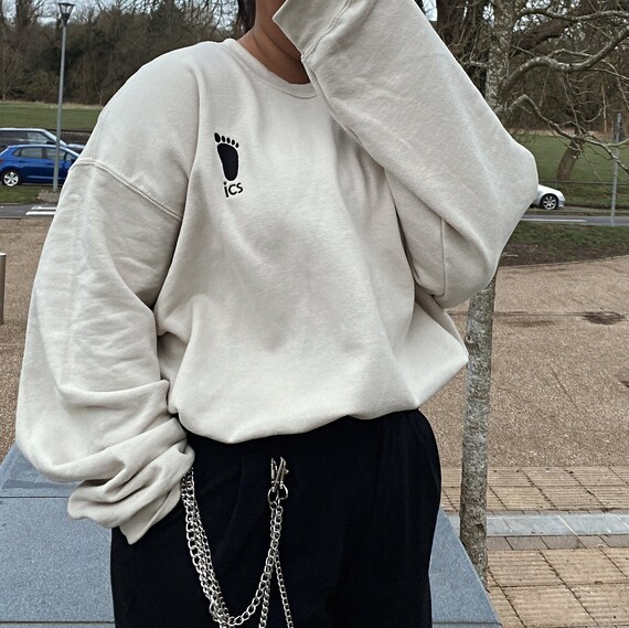 haikyuu ics sweater beige