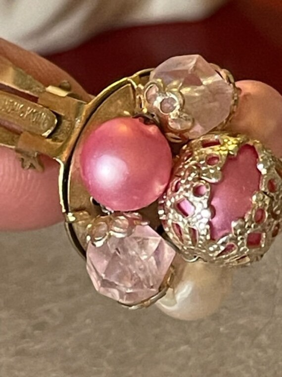 Ladies Pink beaded vintage earrings from Hong Kong - image 5