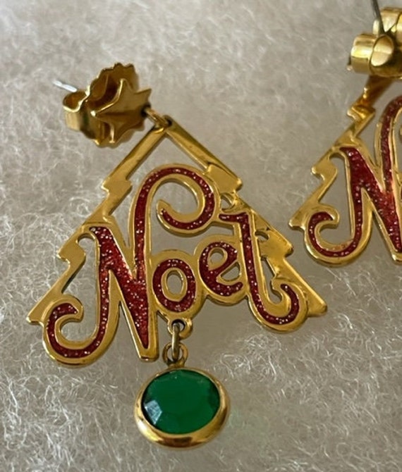 Noel Christmas Gold Red Green stud earring - image 1