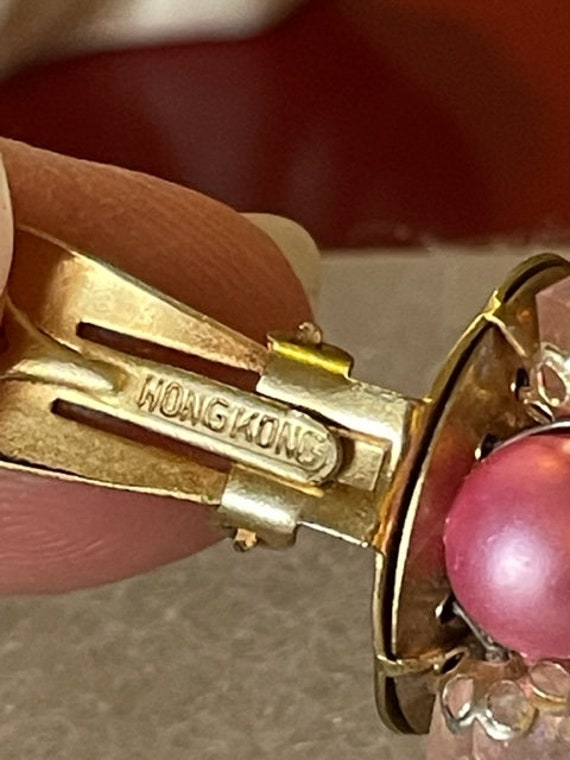 Ladies Pink beaded vintage earrings from Hong Kong - image 6