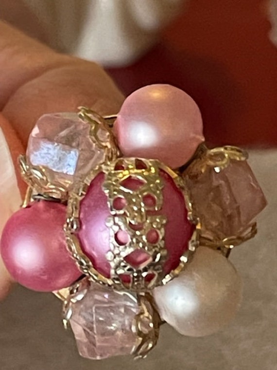 Ladies Pink beaded vintage earrings from Hong Kong - image 8