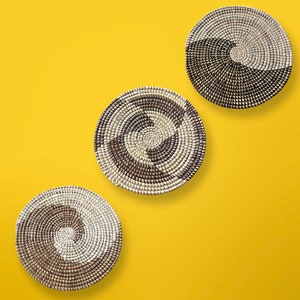 African Woven Seagrass Hanging Plates / Boho Hanging Wall Decor/ Decorative Woven Plate/Wicker Basket/Natural Wicker Basket