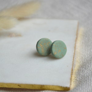 Boucles d'oreilles clous Golden Mint en pâte polymère, menthe, rond doré image 4