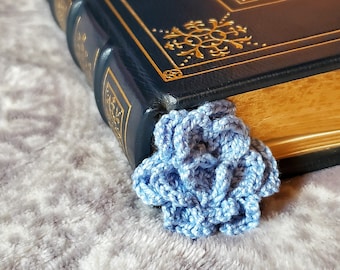 Crochet bookmark pattern, crochet bookmark, rose bookmark, flower bookmark, bookmark, book club, Gift for book lovers, handmade, pdf pattern