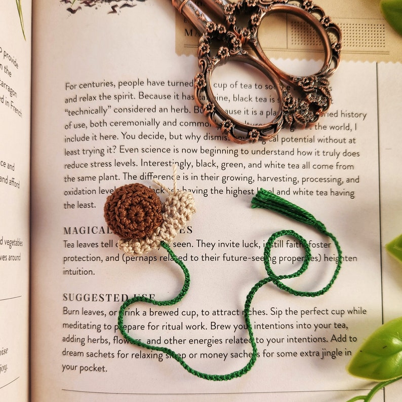 Mushroom crochet bookmark, snail crochet bookmark, crochet bookmarks, bookmarks, booklovers, handmade, mushroom, snail, crochet, cottagecore image 5