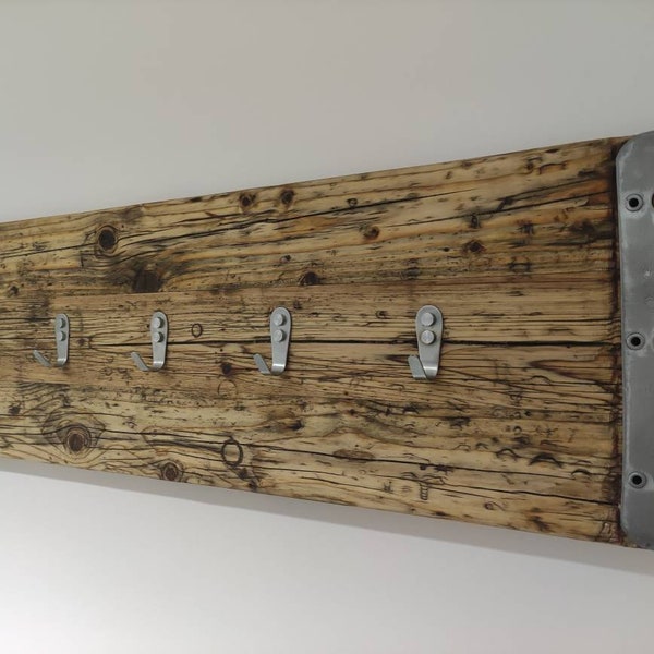 Garderobe Gerüstbohle Bauholz Altholz Upcycling