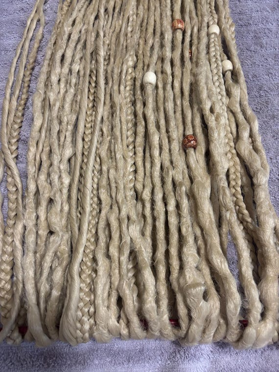 Blonde synthetic dreads