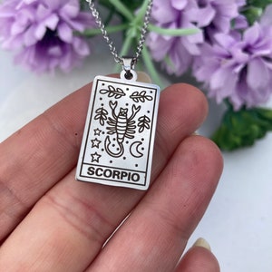 Collana con etichetta zodiacale Scorpione tono argento - Compleanno di ottobre - Collana con segno zodiacale