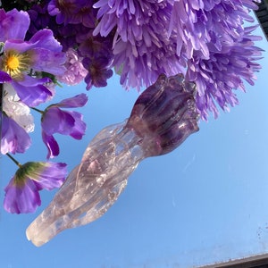 Hand-Carved Amethyst Rose – 20cm Crystal Flower for Healing Energy, Tranquility & Spiritual Balance