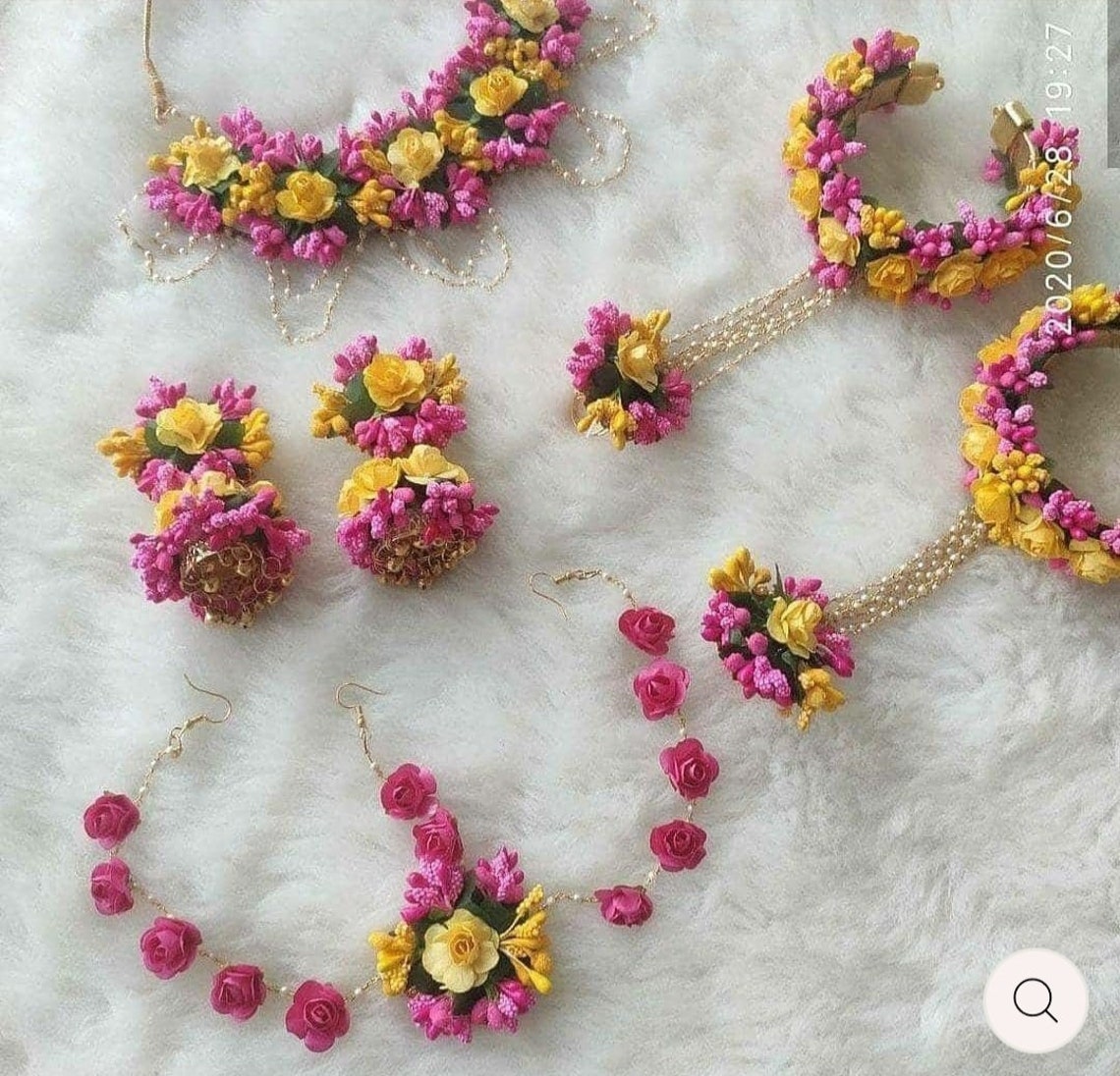 Beautiful Handcrafted Artificial Flower Jewelry Haldi,mehndi Tika Mathapatti ,bracelets,jhumki