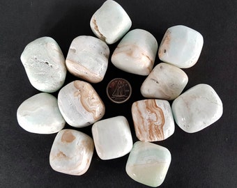 Caribisch calciet getrommeld kristal. 1 stuk: