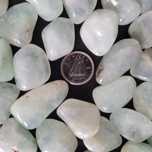 Prehnite Tumbled Crystal. 1pc.