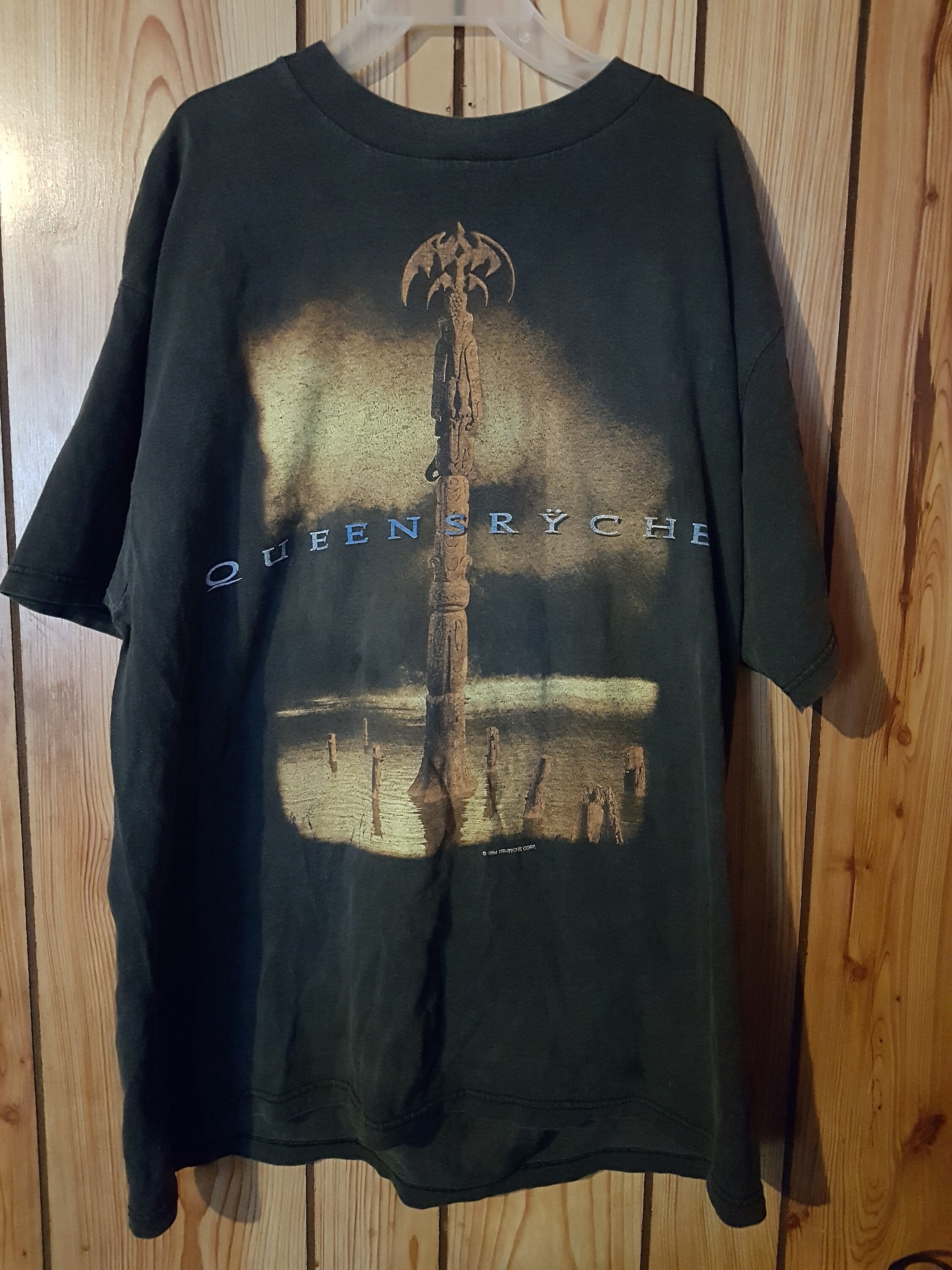 Queensryche Vintage T-shirt Size XL - Etsy