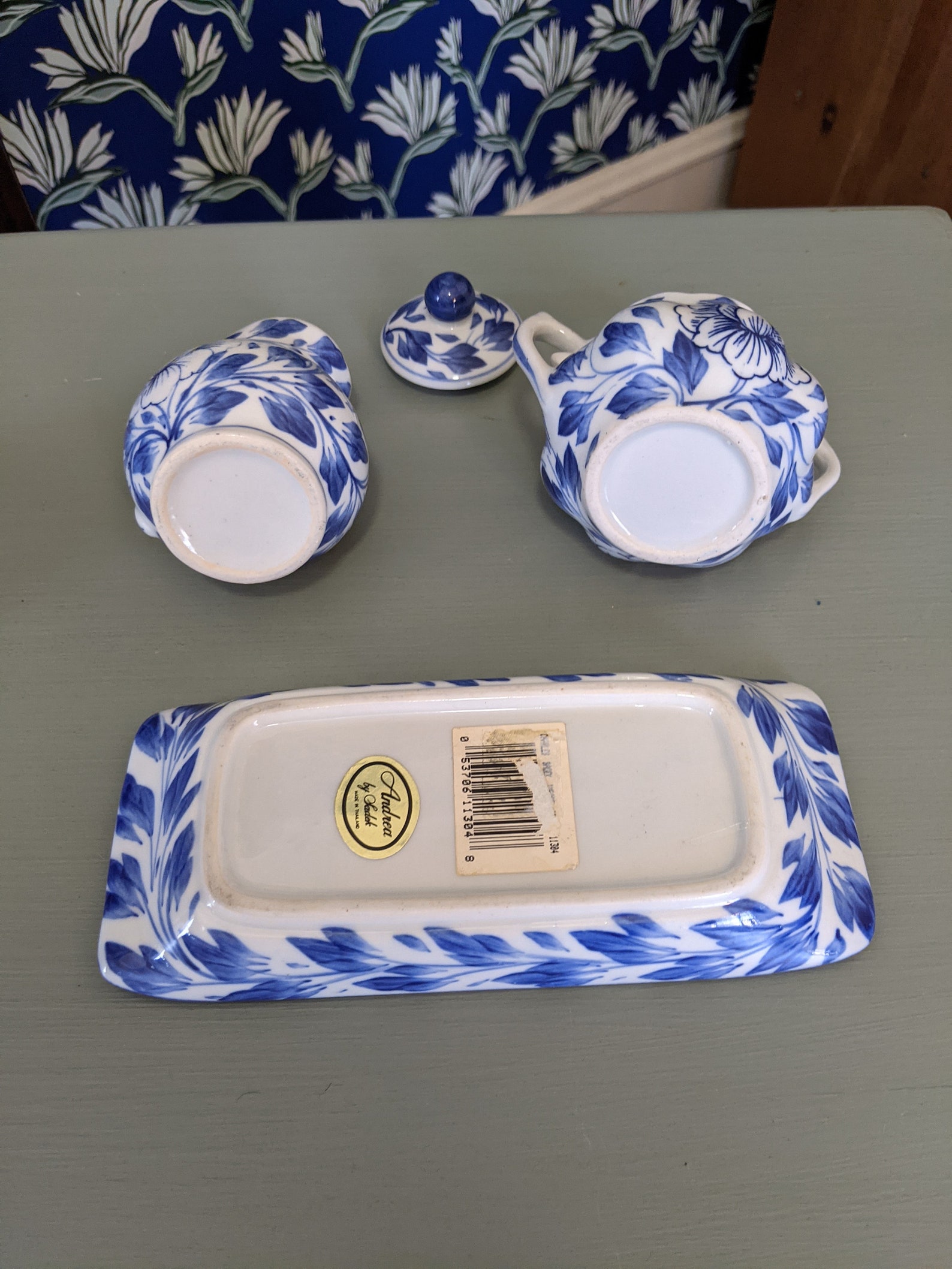 Blue and White Sugar Bowl and Creamer Set_Decorated with Etsy