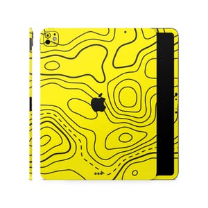 Funda con diseño de mapa topográfico amarillo para iPad de Apple, funda protectora de cuerpo completo para iPad, funda de vinilo impresa para iPad Air Pro Mini