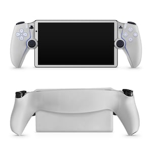 Può includere: Un dispositivo di gioco portatile bianco con schermo nero e controller collegati. I controller hanno dettagli blu e design dei pulsanti. Il dispositivo è mostrato da due angolazioni, dall'alto e di lato.