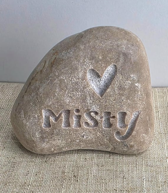 Personalised Paw Print Pet Memorial Pebble, Engraved Dog or Cat Memory Stone, Beloved Lost Pet Gift, Pet Remembrance Stone. Animal Rock Gift