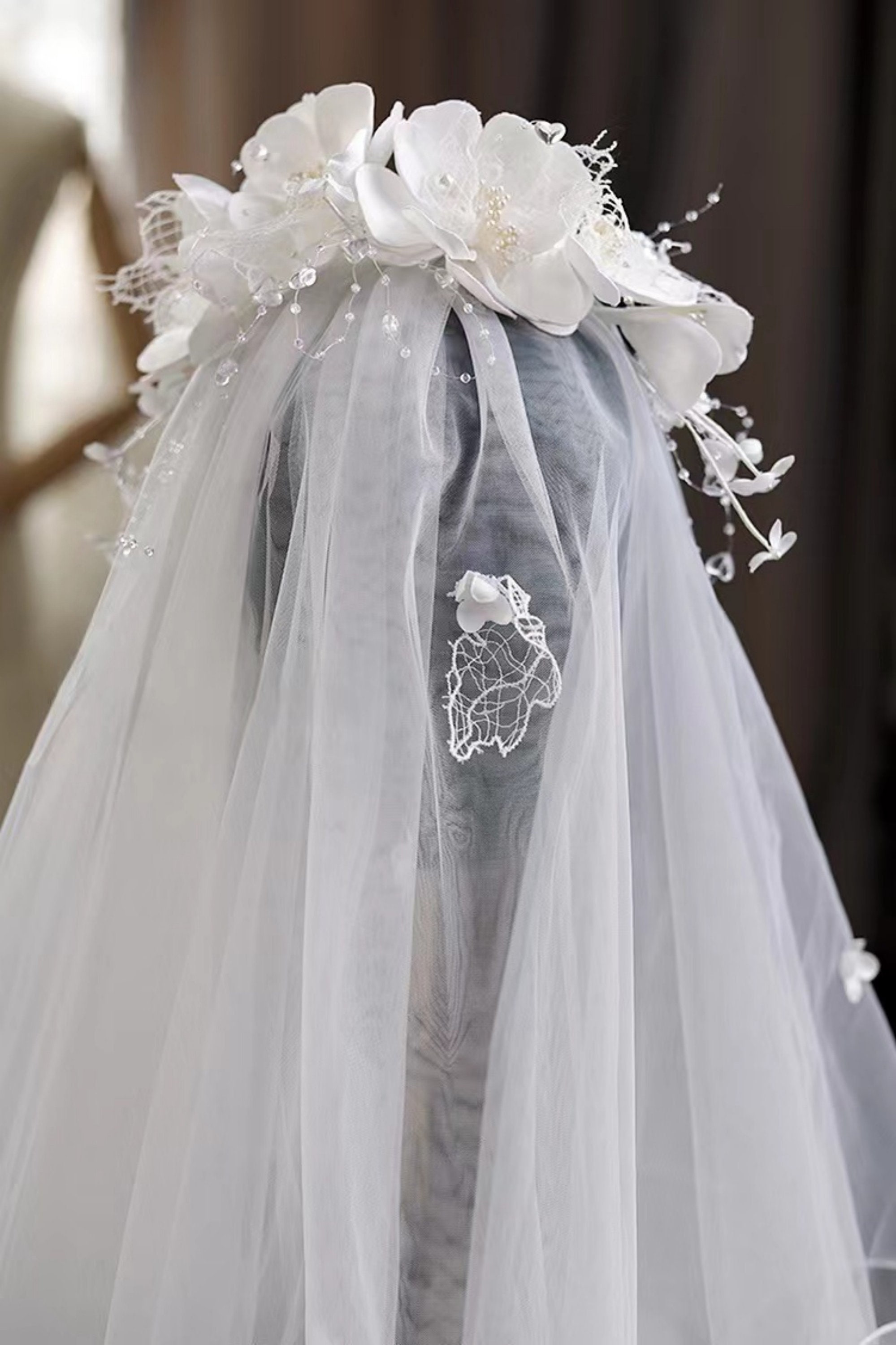 Bohemia Wedding Veil Handmade Bridal Fingertip Veil - VQ