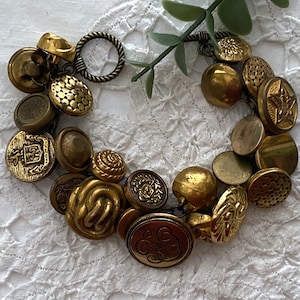 Vintage Brass Button Bracelet~ Patina Brass Buttons ~ Original Handmade Bracelet ~ Handcrafted Button Jewelry ~ Unique Gift ~ Gift for Her