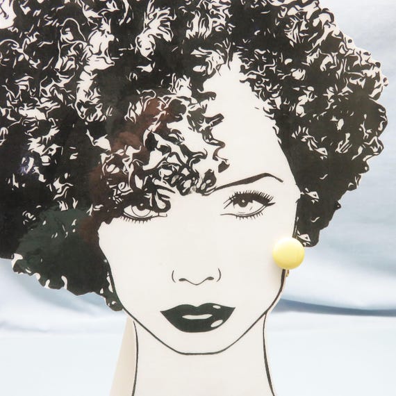 1960'S Yellow Plastic Button Adjustable Screw Bac… - image 5