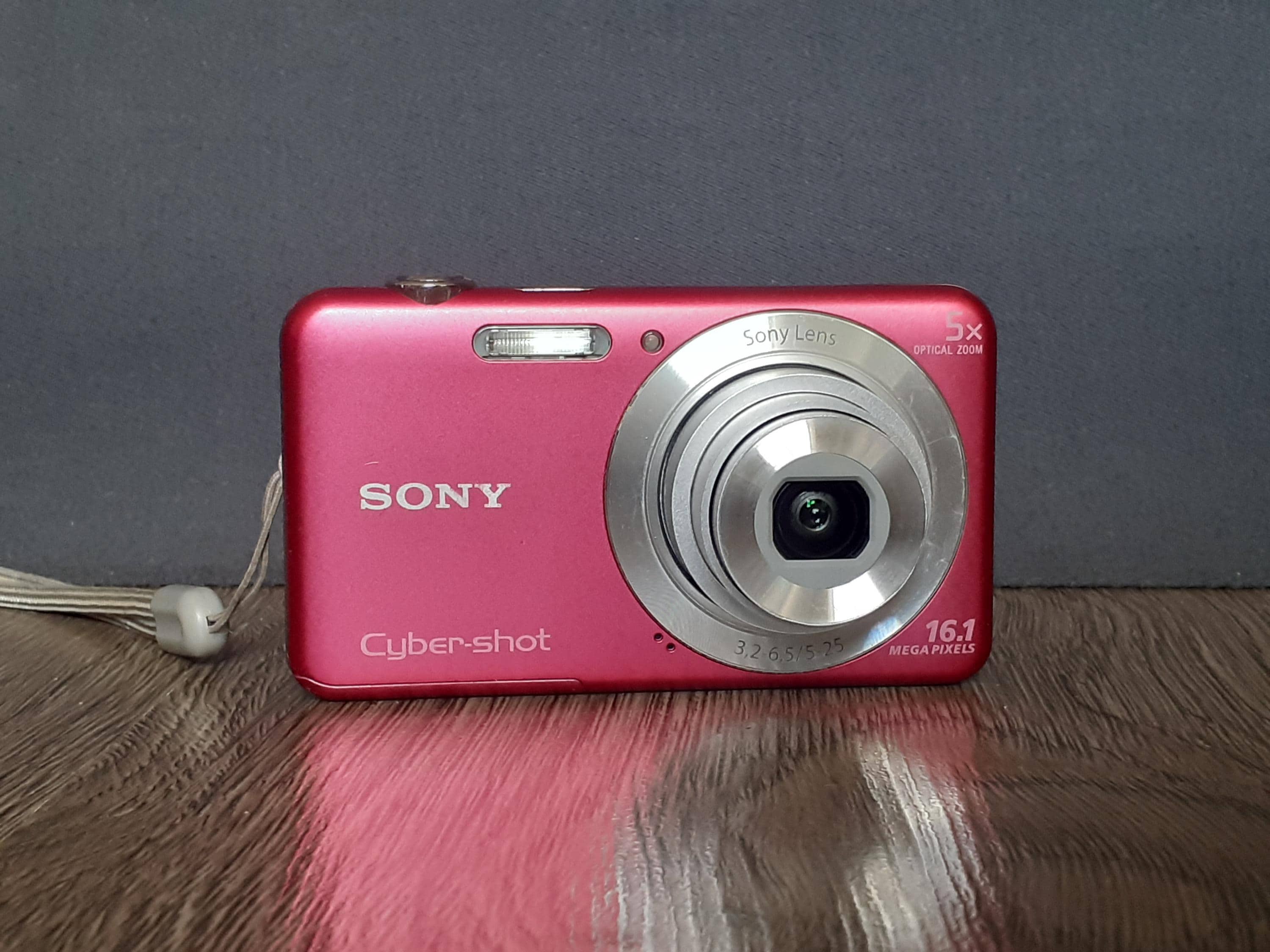 Sony Cyber-shot DSC-W710 Pink 5X Zoom Compact Digital