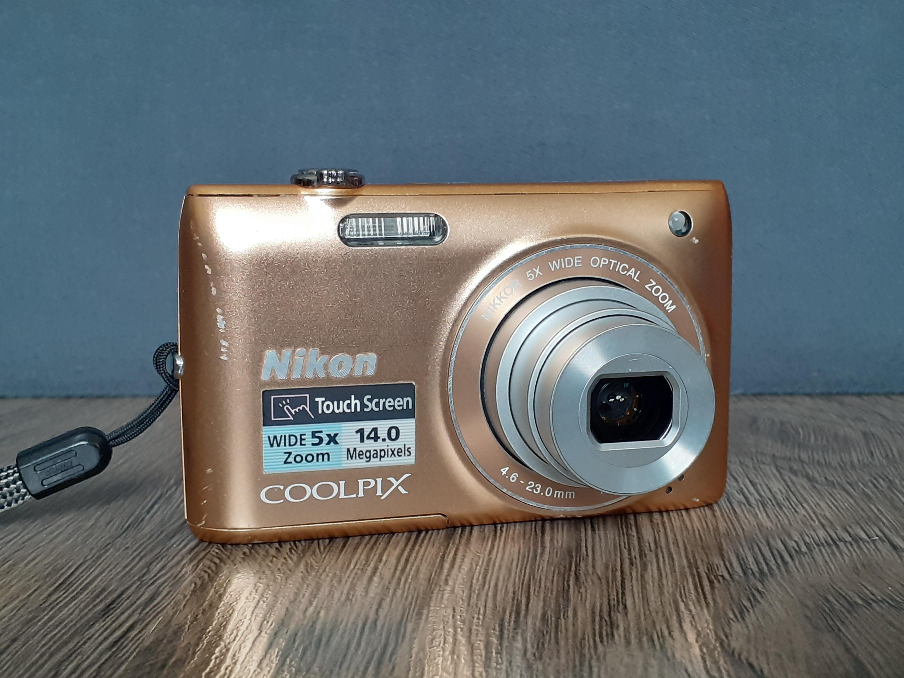 Appareil Photo Nikon Coolpix S4150 - 14 MP, Zoom 5x, écran Tactile - Occasion Avec Chargeur
