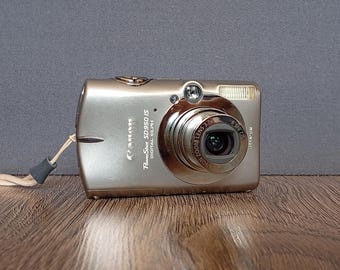 Canon Powershot A480 Silver 10.0MP Digital Compact Camera Working