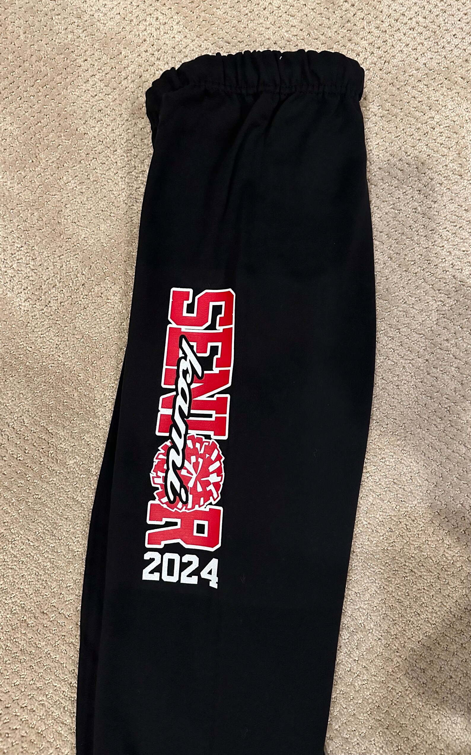 Custom Senior Sweatpants Class Of 2026 - Personalized Lounge Pants Gift For Graduating Students