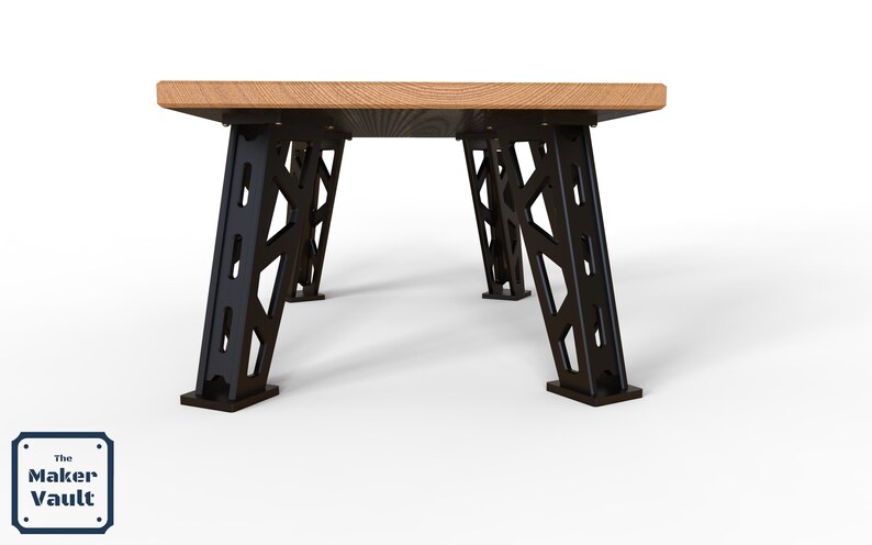 Puede incluir: Una mesa de madera con patas de metal negro. Las patas tienen un dise&ntilde;o geom&eacute;trico y est&aacute;n inclinadas.