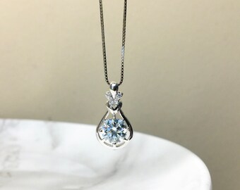 Collar de moissanita azul claro, aguamarina en forma de pera, colgante de moissanita de 1 ct en forma de gota de agua, collar de plata de aniversario, regalo para ella, regalo de San Valentín.