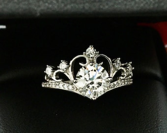 Moissanite Halo 1.0 ct Engagement Ring White Moissanite Ring 1ct 925 Silver Ring Princess Crown Ring, Gift for women, her, Girl friend