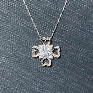 White Moissanite Necklace,Four Leaf Clover,1ct Moissanite Silver Pendant,Solitaire Anniversary Vale Necklace, Gift for Her,Love Luck Gift