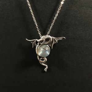 Natural Beautiful White Moonstone Opal Healing Dragon Natural Beautiful White Moonstone Opal Healing Dragon