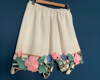 High waisted floral cut out embroidery tablecloth shorts M-L