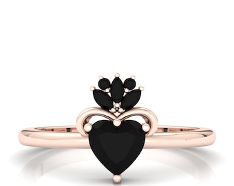 Black Onyx Heart Claddagh Ring Rose Gold Marquise Crown Engagement Ring Dainty Gothic Promise Ring Vintage Black Gemstone Ring Gift for Her