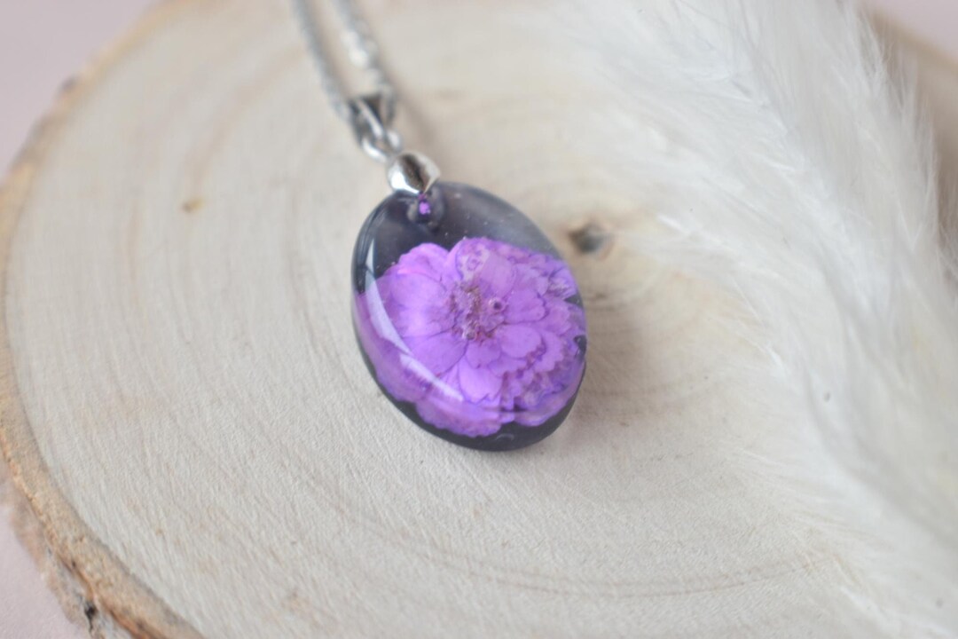 Handmade Pressed Flower Necklace Real Chrysanthemum Flower Etsy