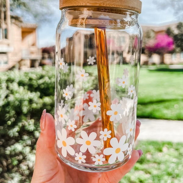 Daisy Beer Can Glass | Spring Iced Coffee Cup | Bamboo Lid and Glass Straw Cup