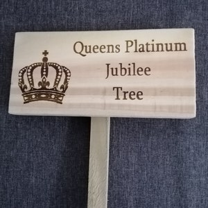 3 sizes Personalised wooden garden signs plaque with ground stake  (in option with or without