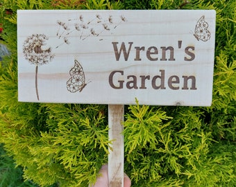 3 sizes Personalised wooden garden signs plaque with a 25cm ground stake  (in option with or without