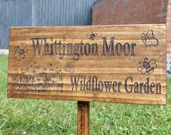 3 sizes Personalised wooden garden signs plaque with a 25cm ground stake (in option with or without