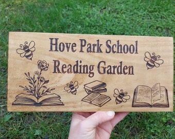 3 sizes Personalised wooden garden signs plaque with a 25cm ground stake (in option with or without