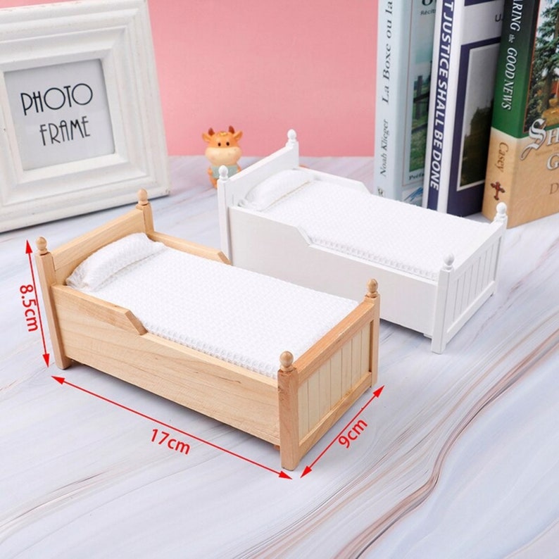 1/12 Dollhouse Miniature Bedroom Furniture Mini Wooden Bed with MattresY^H5 