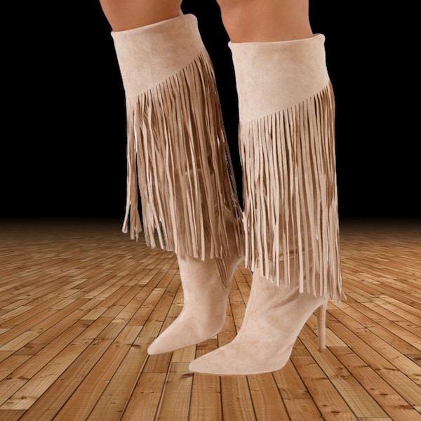 Beige suede boots Chic beige boots with fringes Modern beige high heel suede boots Elegant beige boots Boho purple suede boots