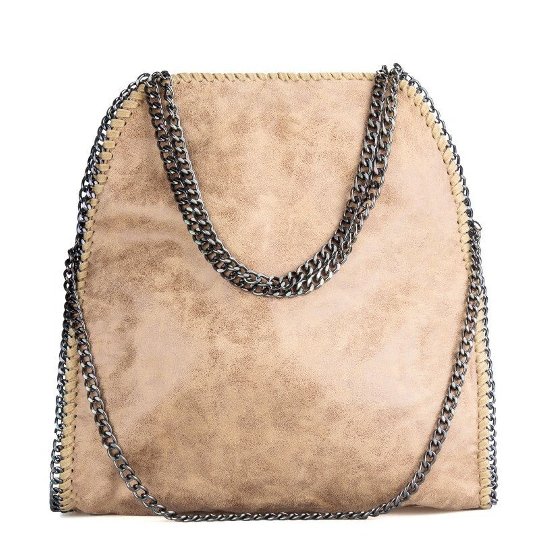 Beige Big Bag With Chains Woman Beige Bag Chain Bag Everyday Shoulder ...