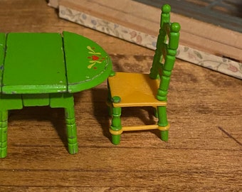 1980 DollFigure Accessory Mattel Tall 1980/'s Vintage toy Green Table and 4 Kitchen Chairs Vintage Rare THE LITTLES